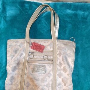2009 Coach Poppy Cream and Gold Tote Bag